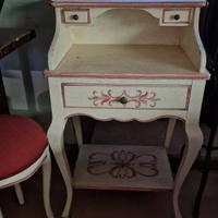 Scrittoio con poltroncina