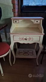 Scrittoio con poltroncina