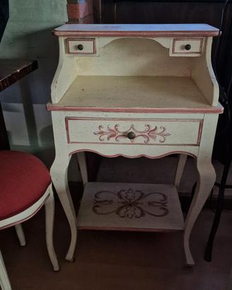 Scrittoio con poltroncina