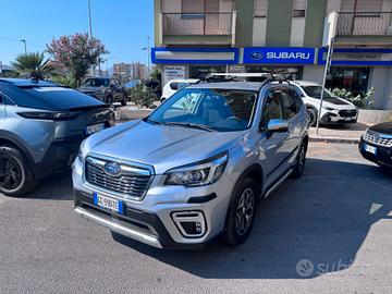Subaru Forester 2.0 e-Boxer MHEV CVT Lineartronic 