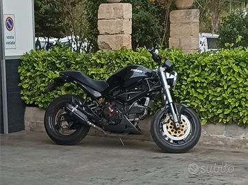 Ducati Monster 900 carburanti
