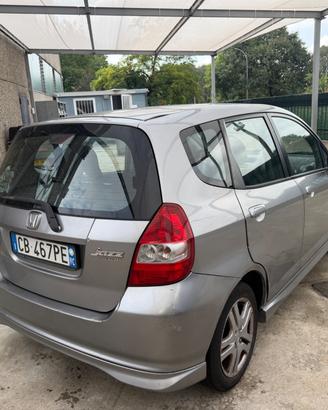 HONDA JAZZ 1.4 BENZINA EURO4 NEOPATENTATI