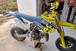 Husqvarna 85 2015 minimotard