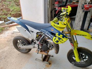 Husqvarna 85 2015 minimotard