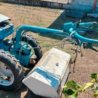 Trattore Agricolo Bertolini con Sedile e Rimorchio