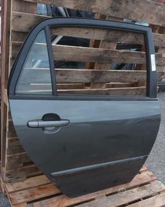 Toyota corolla porta ant e post 1998