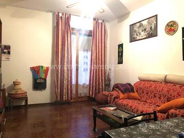 AP480 - Foiano appartamento con ingresso c