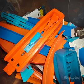 HotWEELS pezzi curve spinte per modificare piste