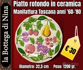 Piatto rotondo in ceramica da collezione