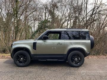 Land Rover Defender 90  3000d i6  250cv auto
