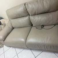 Divano reclinabile motorizzato