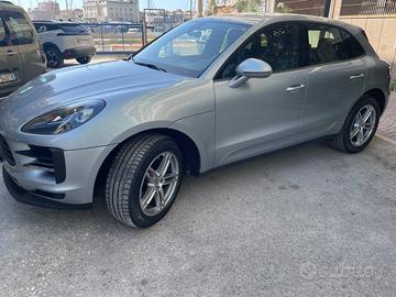PORSCHE Macan - 2019