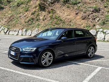 Audi A3 30 TDI Admired S-tronic S-Line