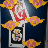 Calamite Sailor Moon in ceramica.