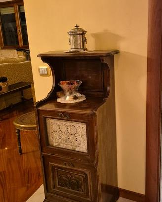 mobiletto antiquariato