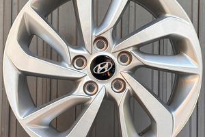 Cerchi R17 Hyundai 5x114.3 Originali Come Nuovi