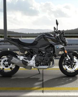 BMW F 900 R Triple Black