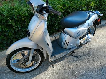 Scarabeo 50 