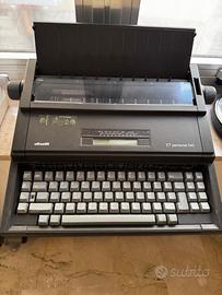Macchina da scrivere Olivetti