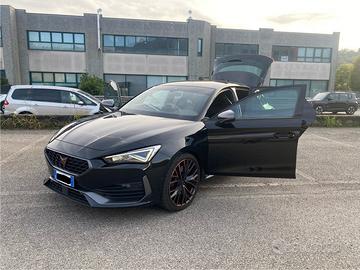 Cupra Leon 2023 vz 2.0 245cv DSG