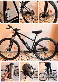 Mountain Bike 29" - Pari al Nuovo con Accessori