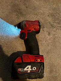 Avvitatore Impulsi Milwaukee M18FUELBatteria 4.0Ah
