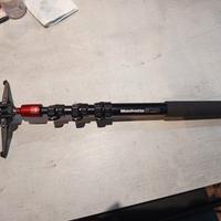 monopiede e Manfrotto Pat bending con base fluida 