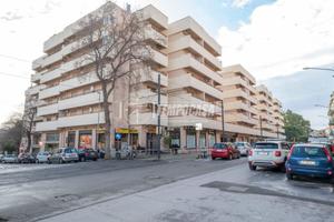 Ampio Appartamento con Terrazzo in Zona Servita !!