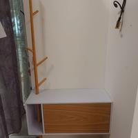 Composizione ingresso di Tomasucci