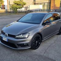 Volkswagen Golf 5p 1.6 tdi Sport Edition 110cv