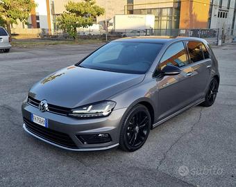 Volkswagen Golf 5p 1.6 tdi Sport Edition 110cv