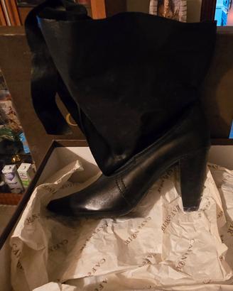 stivaletto modello in fiocco 