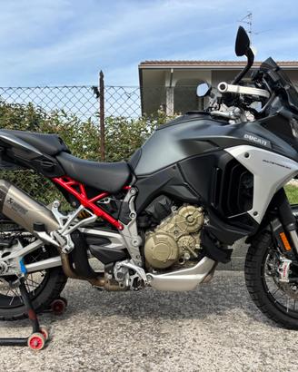 DUCATI Multistrada V4s