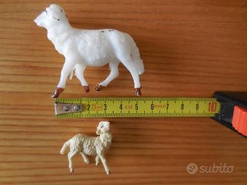 Pezzi presepe vintage(pecore,casette,animali vari)