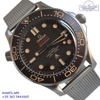 OMEGA Seamaster Diver 300M 007 James Bond No time