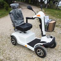 Scooter elettrico per disabili e anziani Benessere