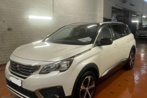 PEUGEOT 5008 BlueHDi 130 S&S Allure