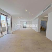 SEMINDIPENDENTE CON TERRAZZO E PATIO