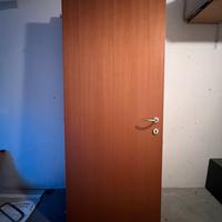 Lotto 6 porte interne impiallacciate noce