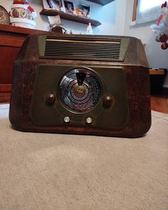 Radio d'epoca anni 40 Nicoletta IF Verticale 
