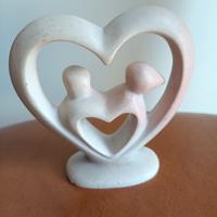 Statua Amanti in doppio cuore, in pietra ollare