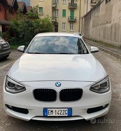 BMW Serie 1 114 i3p Urban Sport bianca