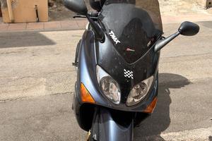 T-Max 2004