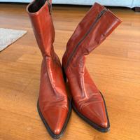 Stivali rossi in pelle