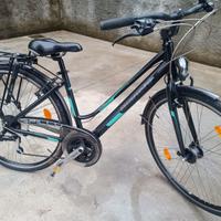 BICI  DA 28 MARCA BIANCHI MODELLO SPILLO TOPAZIO