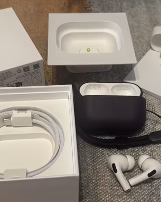 Apple AirPods Pro 2  pari al nuovo + cover omaggio