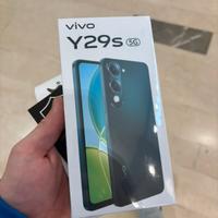 Telefono smatphone Vivo Y29S nuovo con pellicola
