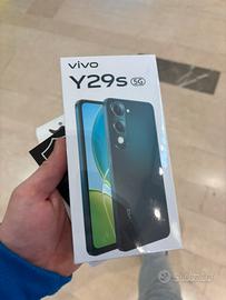 Telefono smatphone Vivo Y29S nuovo con pellicola