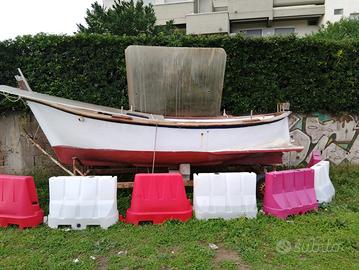 Gozzo vetroresina e legno