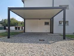 TETTOIA AUTO SENZA PERMESSO DI COSTRUZIONE